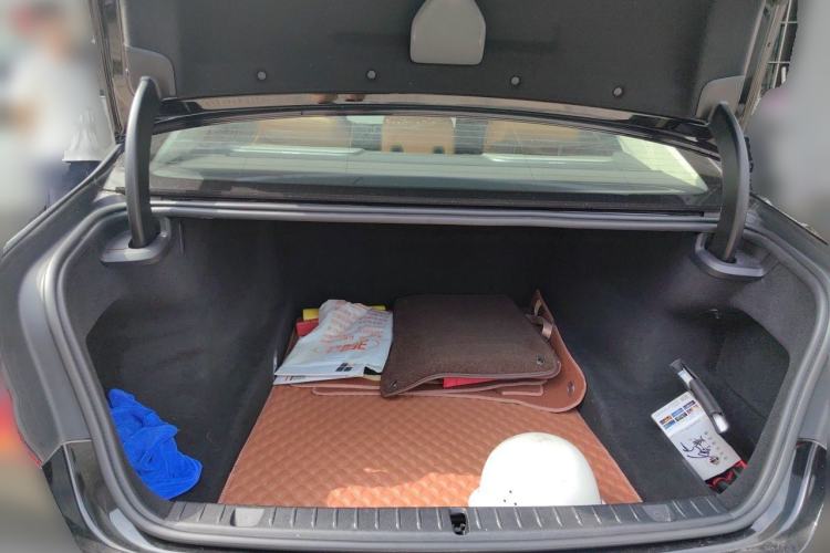 Used BMW 7 Series 2016 730Li Luxury Model Trunk