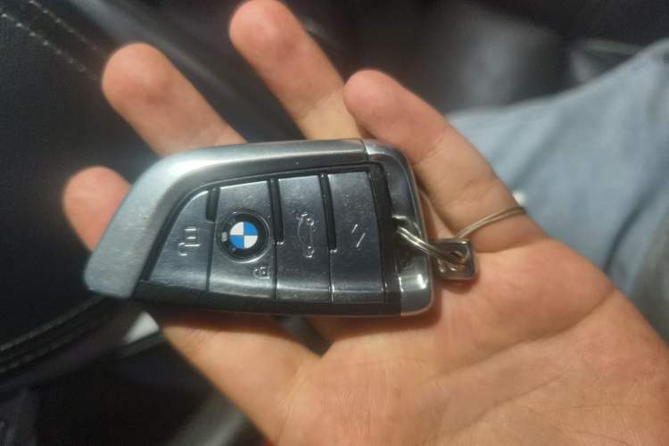 Used BMW 7 Series 2016 740Li Luxury Edition Vehicle Key