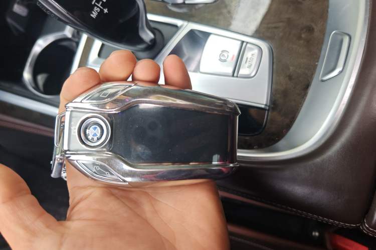 Used BMW 7 Series 2016 740Li Luxury Edition Vehicle Key