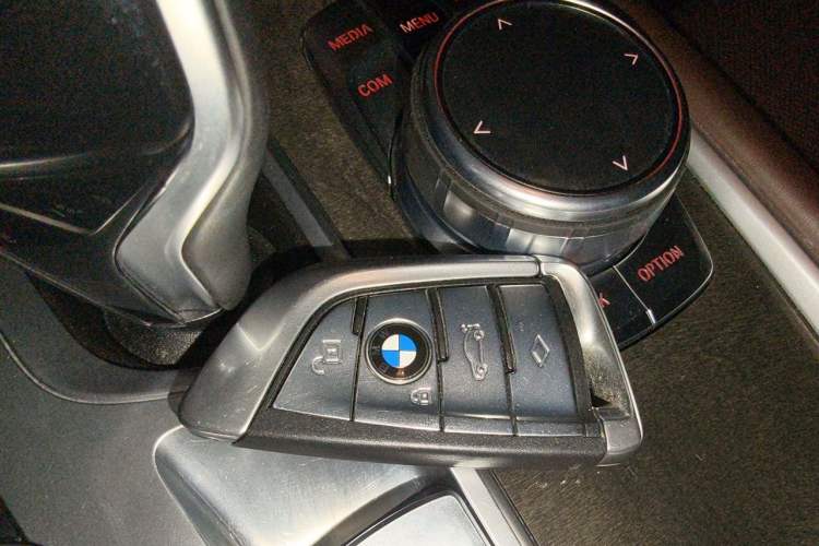 Used BMW 7 Series 2016 740Li Luxury Edition Vehicle Key