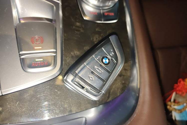 Used BMW 7 Series 2016 730Li Luxury Model Vehicle Key
