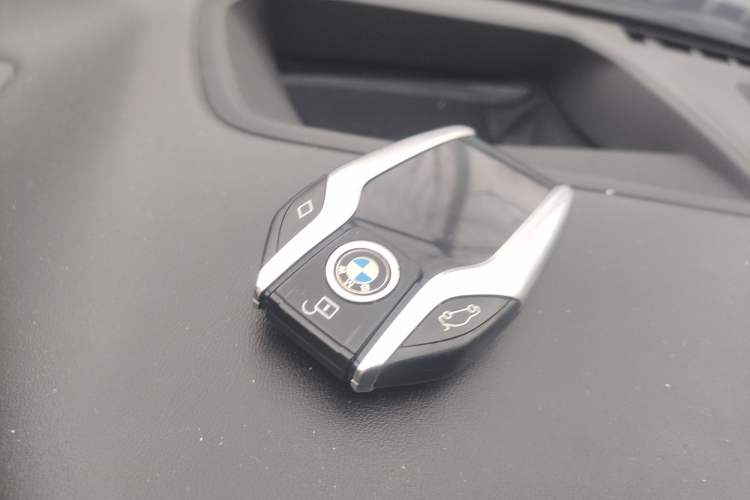 Used BMW 7 Series 2016 740Li Luxury Edition Vehicle Key