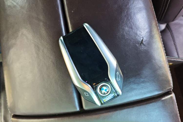 Used BMW 7 Series 2016 730Li Luxury Model Vehicle Key