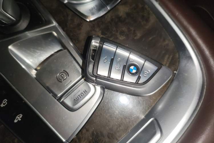 Used BMW 7 Series 2016 730Li Luxury Model Vehicle Key