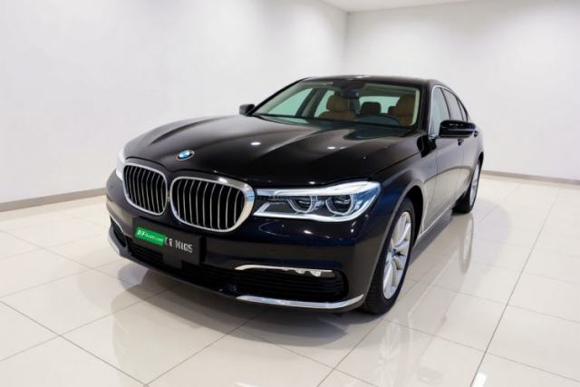 Ojetý BMW 7 Series 2016 730Li Luxury Model