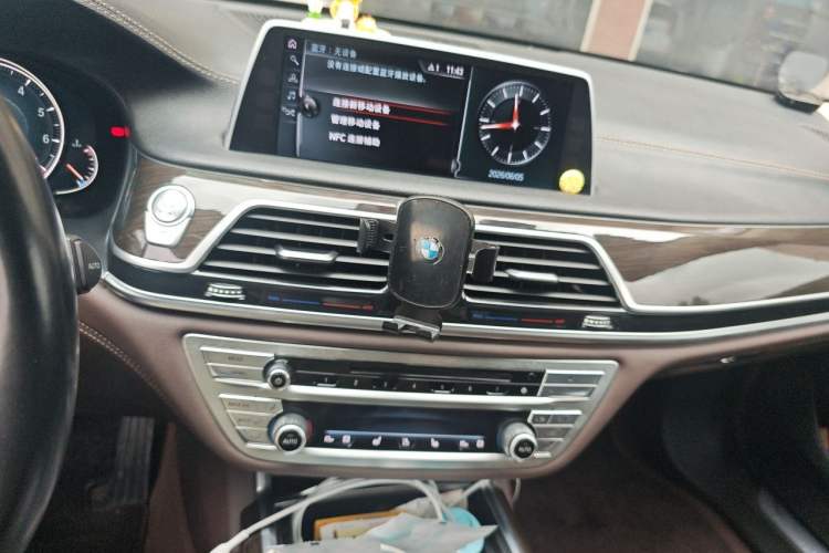 Used BMW 7 Series 2016 730Li Leading Model Audio And AC Panel