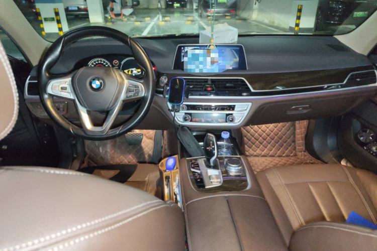 Used BMW 7 Series 2016 730Li Leading Model Center Console