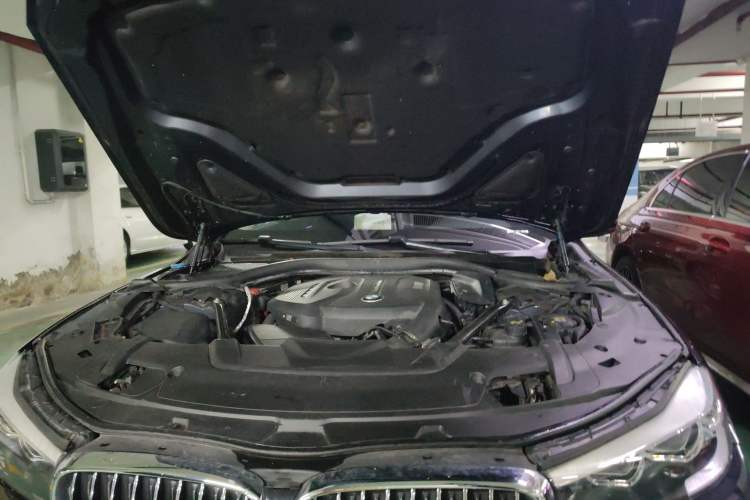 Used BMW 7 Series 2016 730Li Leading Model Engine Bay