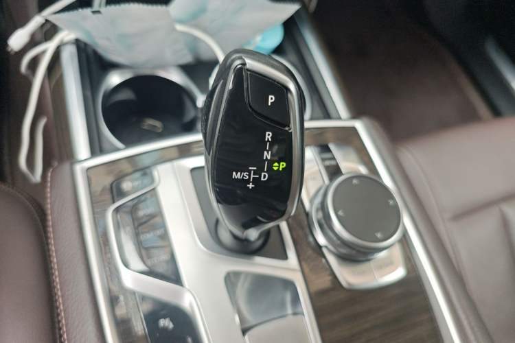 Used BMW 7 Series 2016 730Li Leading Model Gear Lever