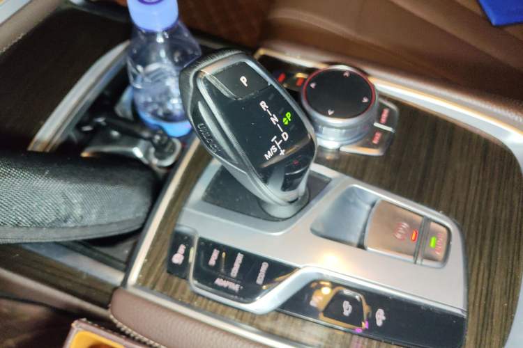 Used BMW 7 Series 2016 730Li Leading Model Gear Lever