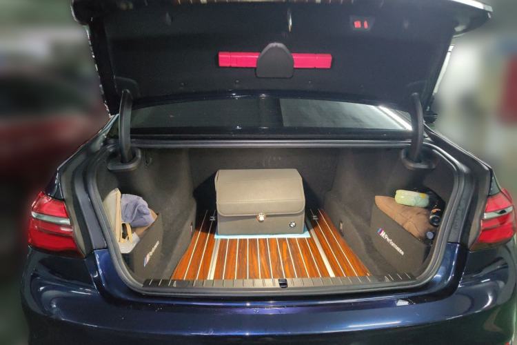 Used BMW 7 Series 2016 730Li Leading Model Trunk