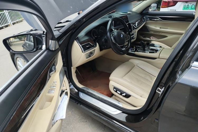 Used BMW 7 Series 2016 740Li Luxury Edition Driver Seat