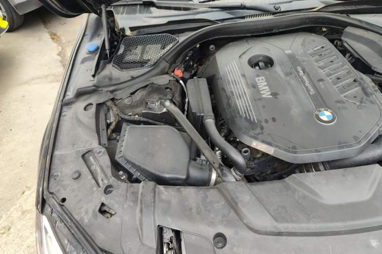 Used BMW 7 Series 2016 740Li Luxury Edition Engine Bay Right