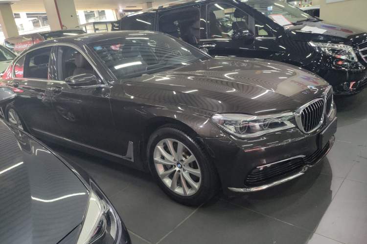 Used BMW 7 Series 2016 730Li Leading Model Exterior 2