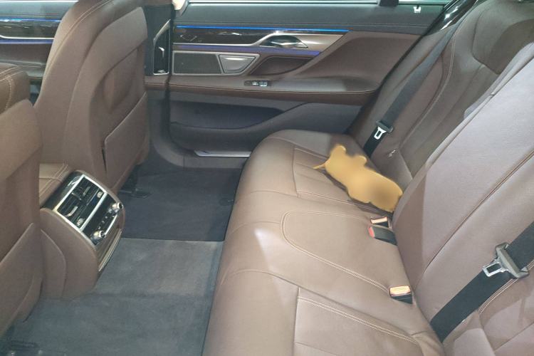 Used BMW 7 Series 2016 730Li Leading Model Interior 4