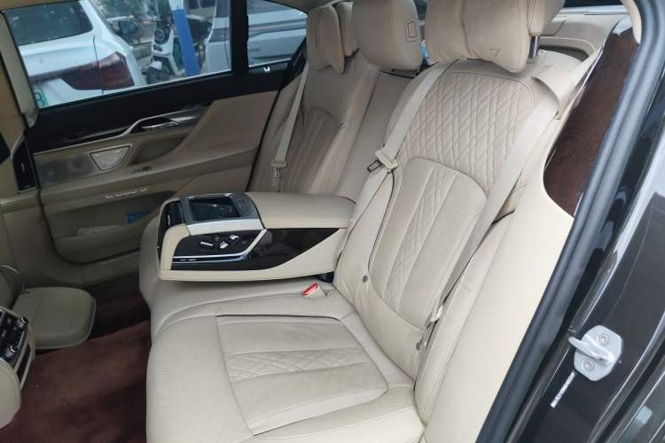 Used BMW 7 Series 2016 740Li Luxury Edition Left Rear Seat
