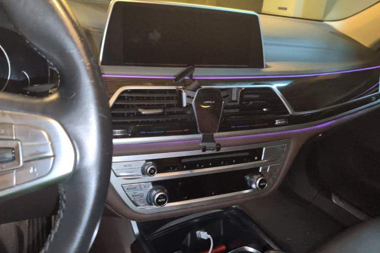 Used BMW 7 Series 2016 730Li Leading Model Audio And AC Panel