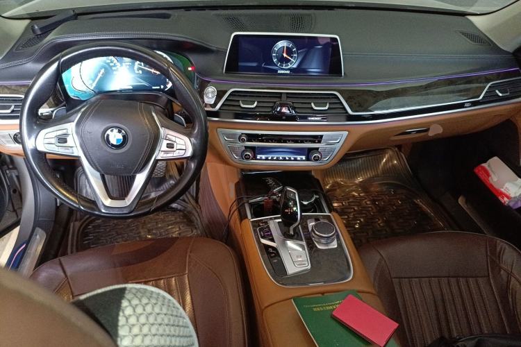 Used BMW 7 Series 2016 740Li Luxury Edition Center Console