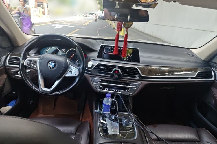 Used BMW 7 Series 2016 740Li Luxury Edition Center Console
