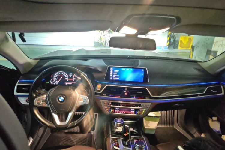 Used BMW 7 Series 2016 740Li Luxury Edition Center Console