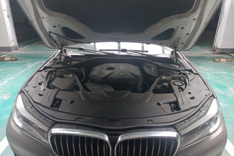 Used BMW 7 Series 2016 730Li Leading Model Engine Bay