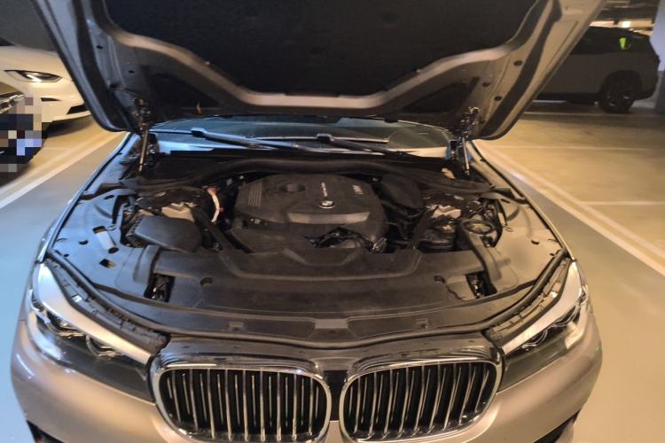 Used BMW 7 Series 2016 730Li Leading Model Engine Bay