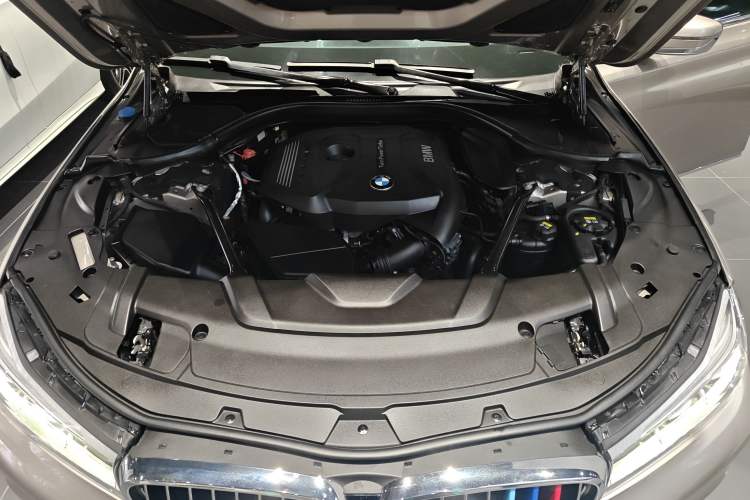 Used BMW 7 Series 2016 730Li Leading Model Engine Bay