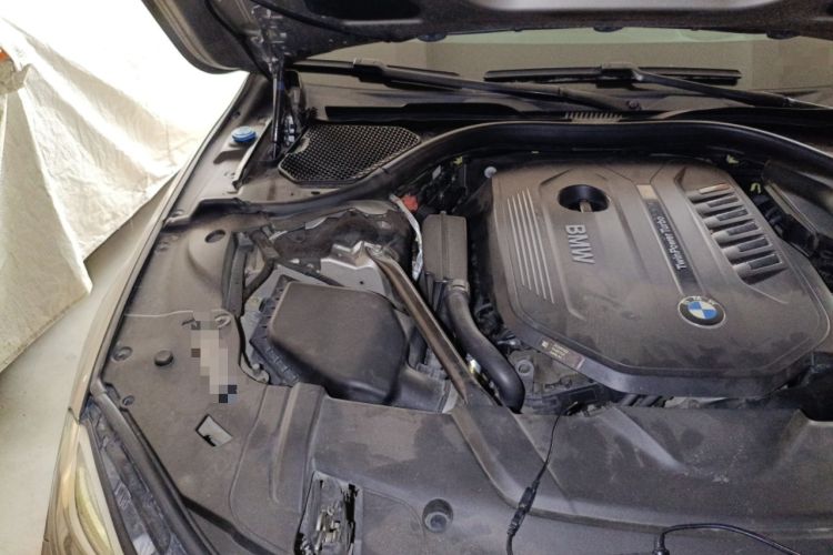 Used BMW 7 Series 2016 740Li Luxury Edition Engine Bay Right