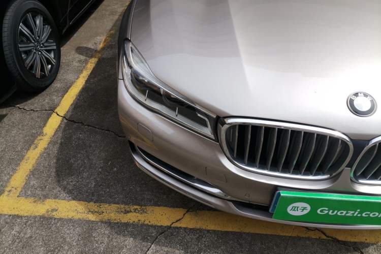 Used BMW 7 Series 2016 740Li Luxury Edition Exterior 6