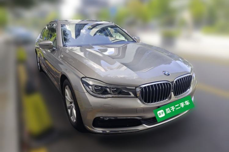 Used BMW 7 Series 2016 740Li Luxury Edition Front Right 45 Deg