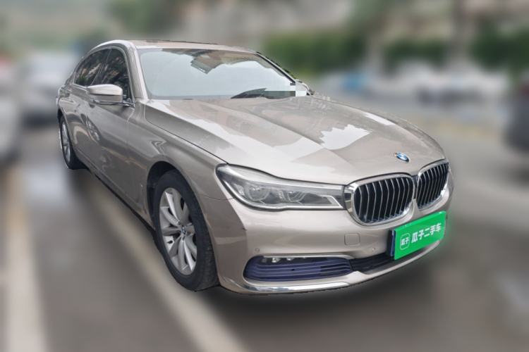 Used BMW 7 Series 2016 730Li Leading Model Front Right 45 Deg