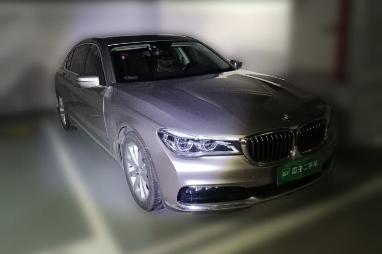 Used BMW 7 Series 2016 730Li Leading Model Front Right 45 Deg