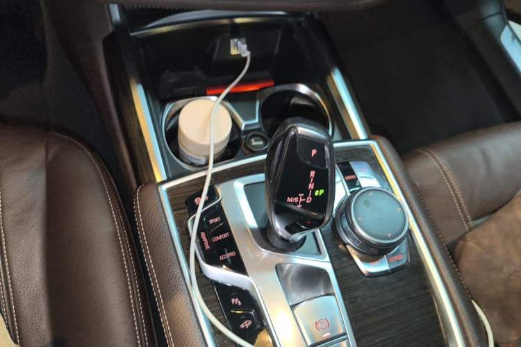 Used BMW 7 Series 2016 730Li Leading Model Gear Lever
