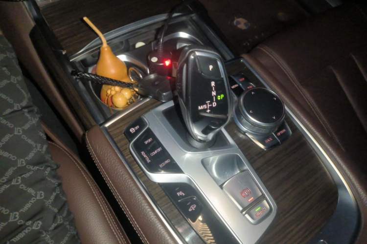 Used BMW 7 Series 2016 730Li Leading Model Gear Lever