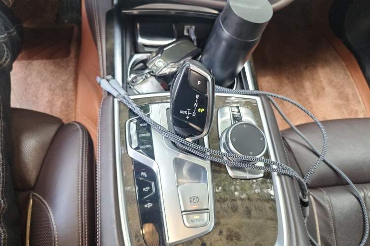 Used BMW 7 Series 2016 740Li Luxury Edition Gear Lever