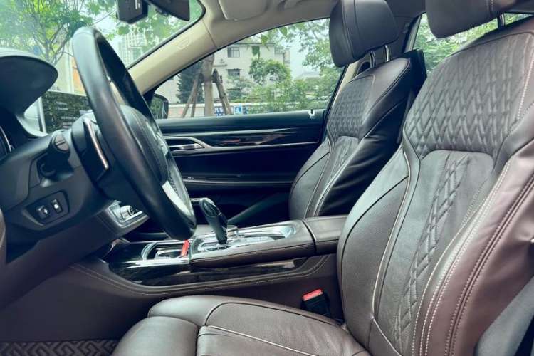Used BMW 7 Series 2016 730Li Luxury Model Interior 4