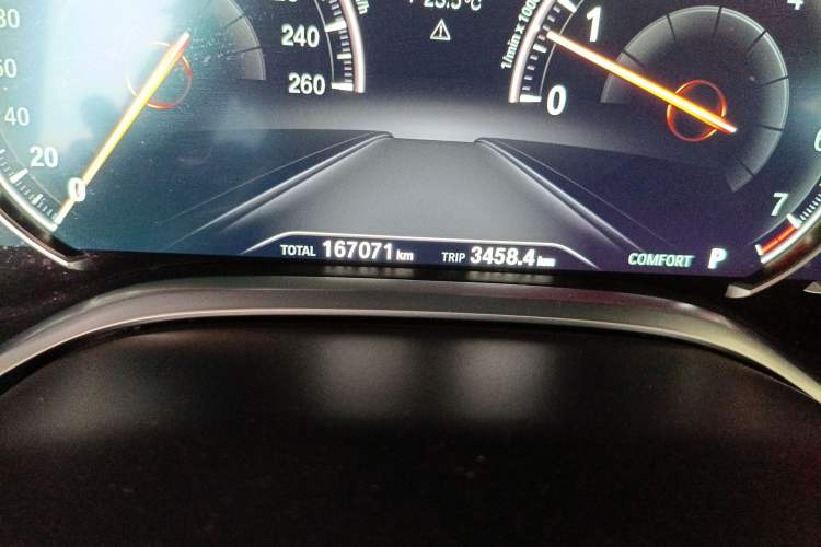 Used BMW 7 Series 2016 740Li Luxury Edition Odometer Close Up