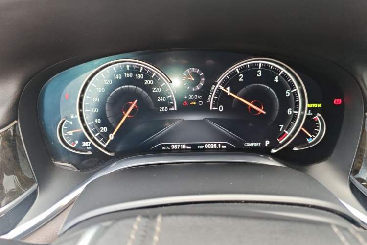 Used BMW 7 Series 2016 740Li Luxury Edition Odometer Close Up