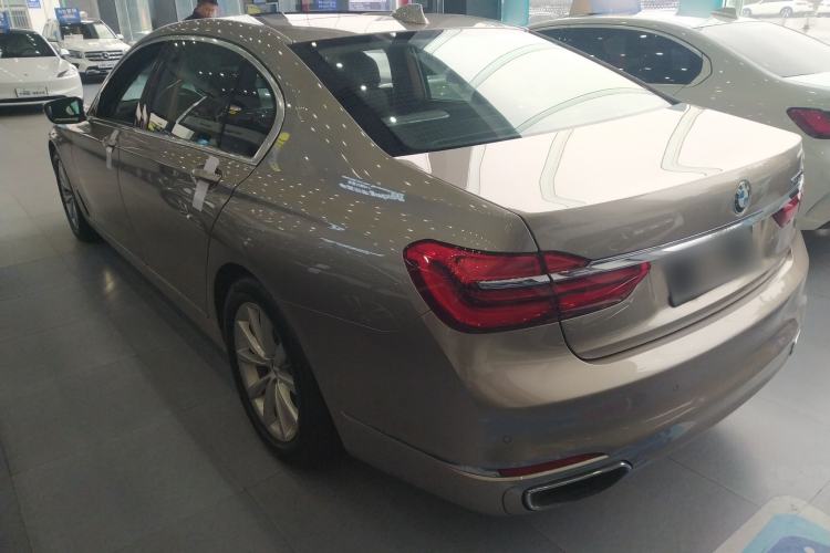 Used BMW 7 Series 2016 730Li Luxury Model Rear Left 45 Deg