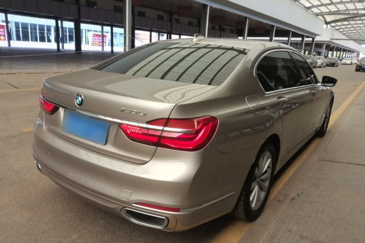 Used BMW 7 Series 2016 730Li Luxury Model Rear Right 45 Deg