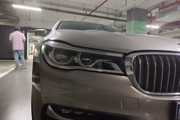 Used BMW 7 Series 2016 740Li Luxury Edition Right Front Headlight