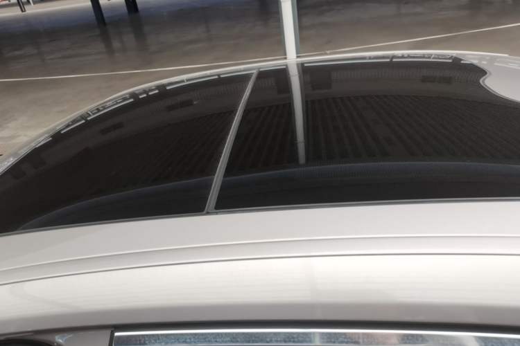 Used BMW 7 Series 2016 730Li Luxury Model Roof