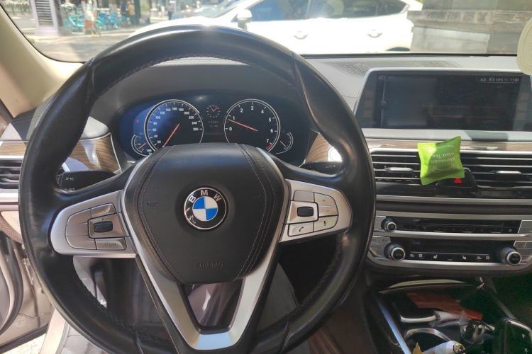 Used BMW 7 Series 2016 730Li Leading Model Steering Wheel