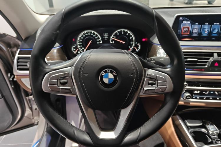 Used BMW 7 Series 2016 730Li Leading Model Steering Wheel