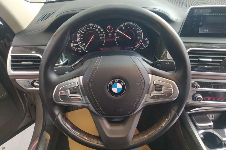 Used BMW 7 Series 2016 730Li Luxury Model Steering Wheel