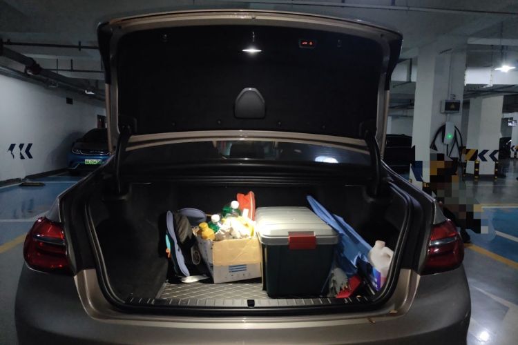 Used BMW 7 Series 2016 730Li Luxury Model Trunk
