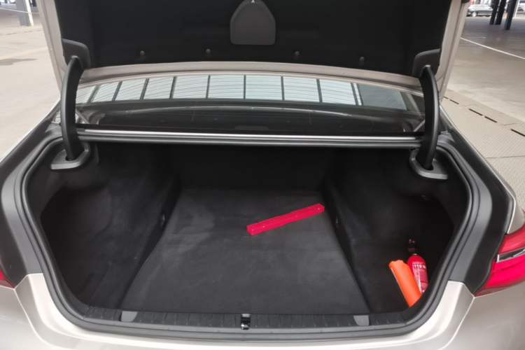 Used BMW 7 Series 2016 730Li Luxury Model Trunk