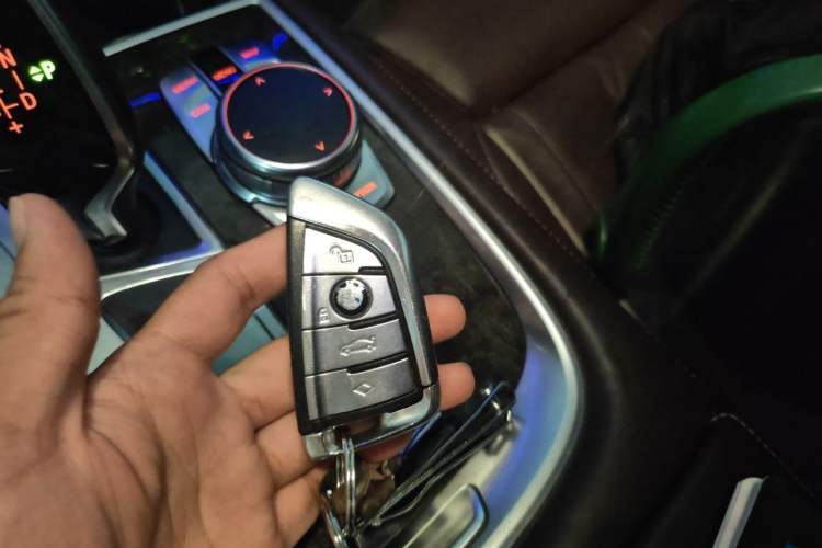 Used BMW 7 Series 2016 740Li Luxury Edition Vehicle Key
