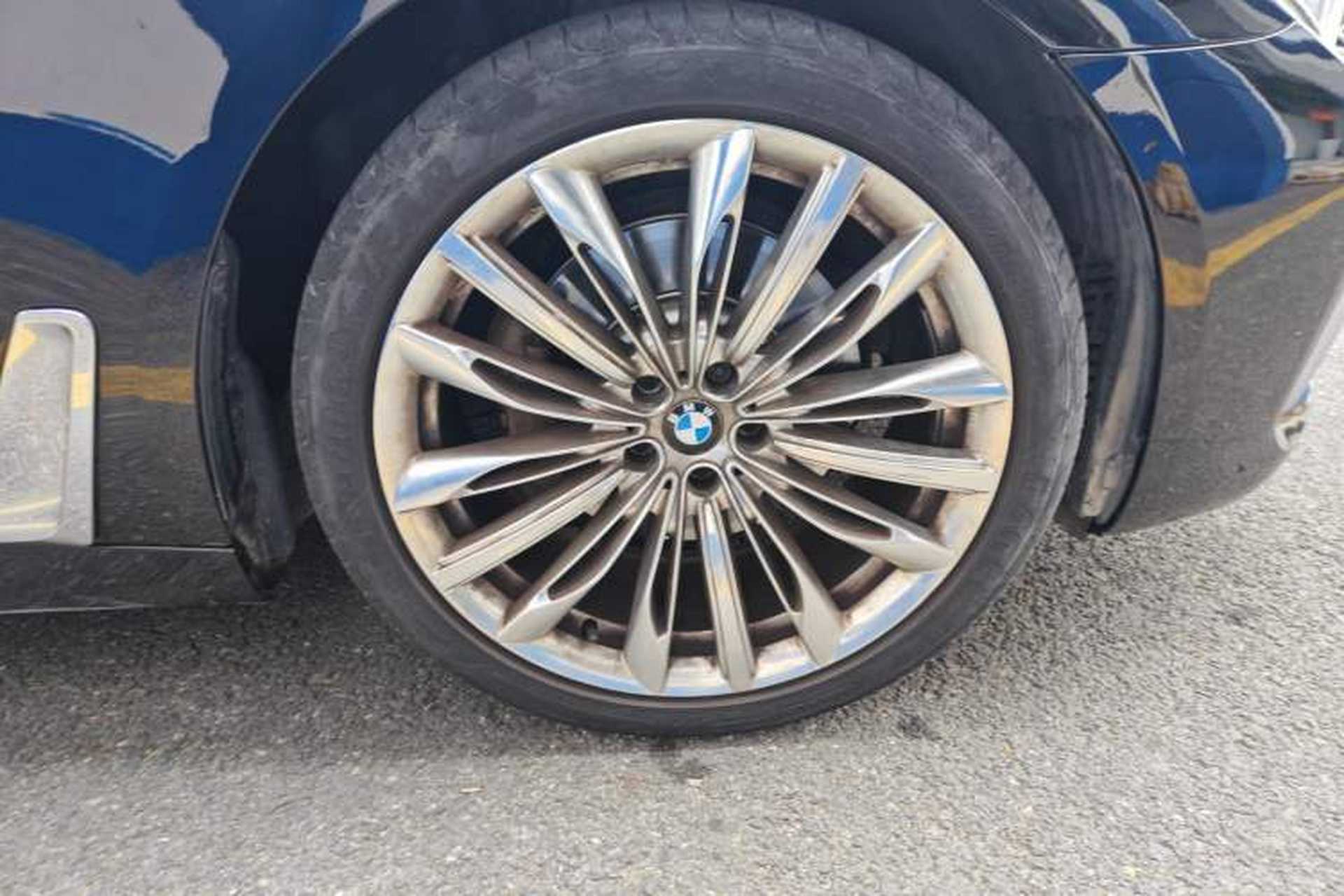 Used BMW 7 Series 2016 730Li Luxury Model Right Front Wheel Hub