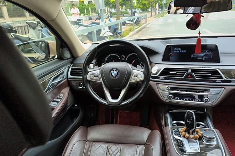 Used BMW 7 Series 2016 740Li Luxury Edition Steering Wheel